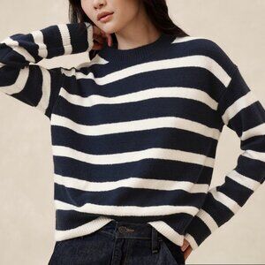 Banana Republic - Cozy Pullover Sweater, Size M (NWOT)